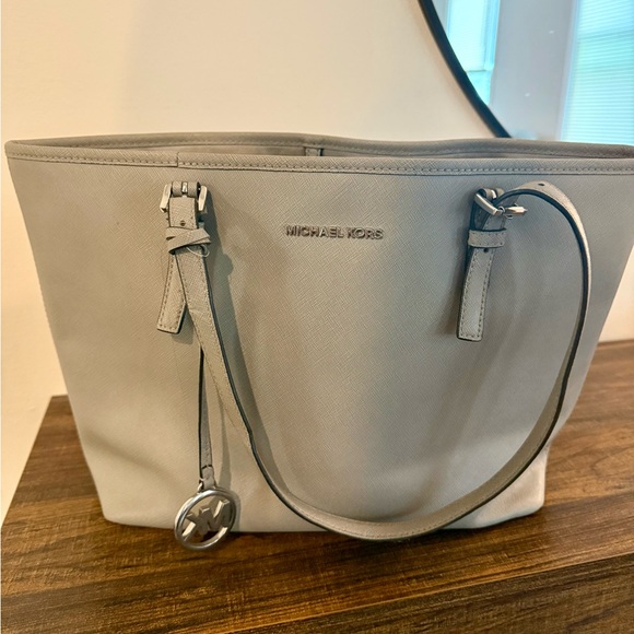 Michael Kors Handbags - Michael Kors Soft Gray Saffiano Tote